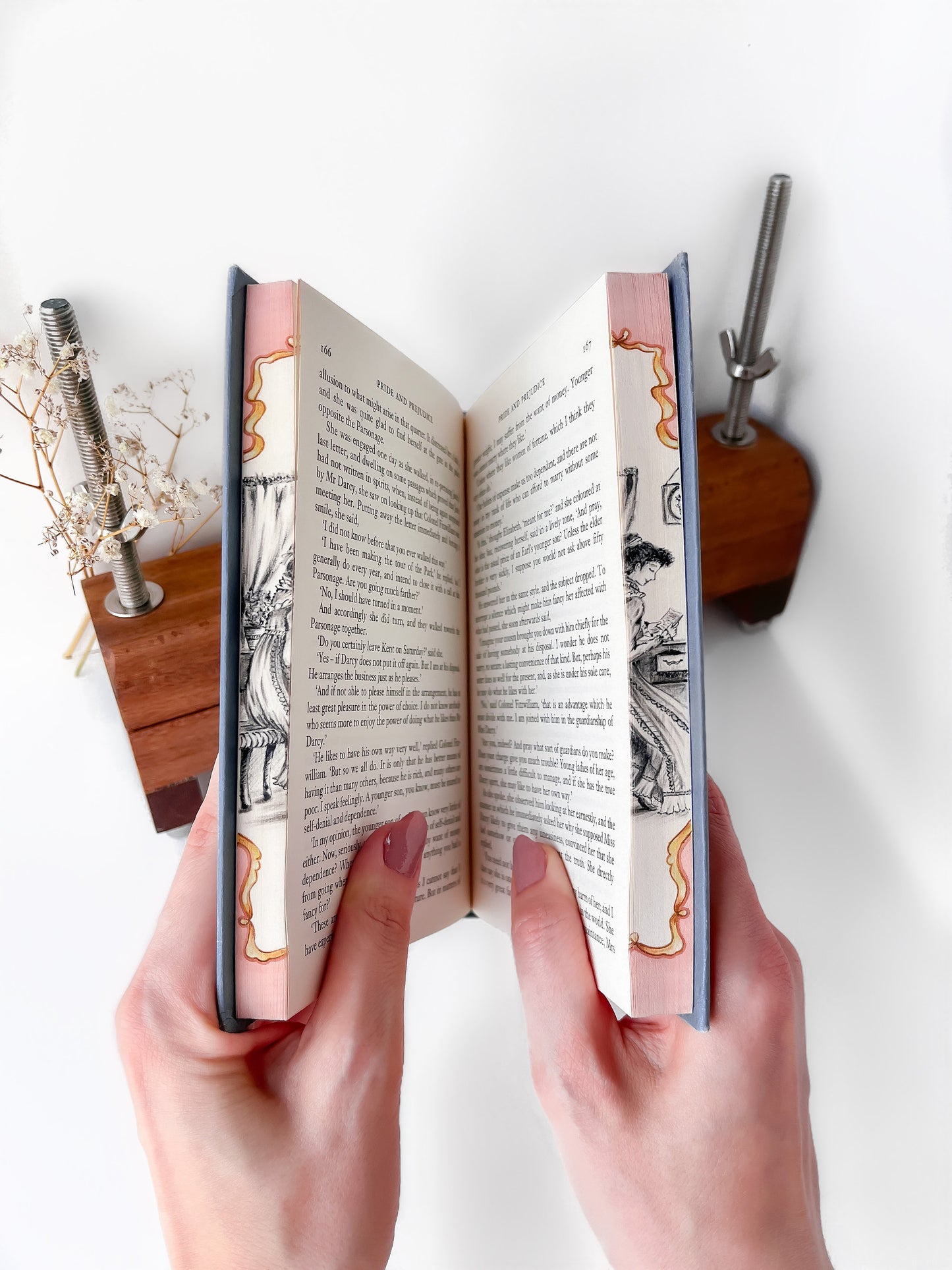 Made to order* Pride and Prejudice Vintage Pastels Fore-edge painting - Hardback